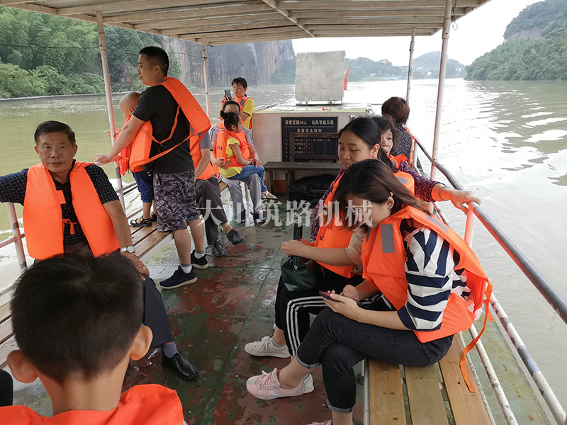 團隊風(fēng)采 (2) 團隊風(fēng)采 (2)