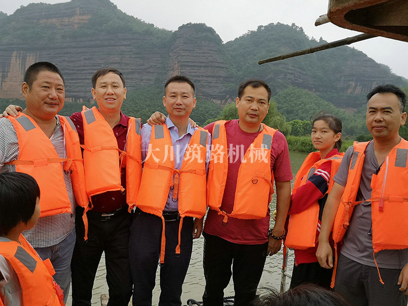 團隊風(fēng)采 (6) 團隊風(fēng)采 (6)