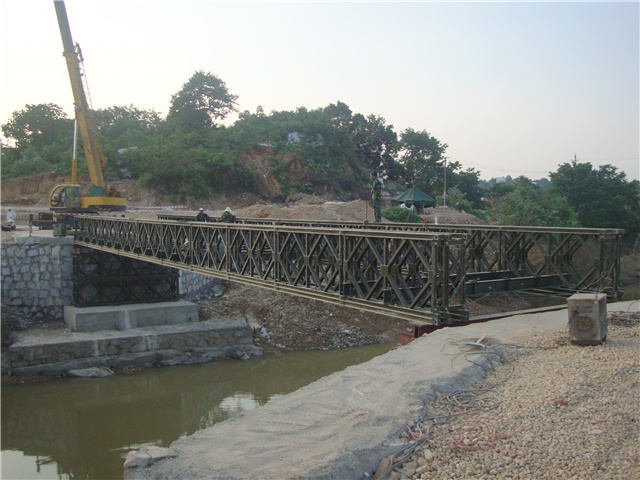 長(cháng)沙市河西先導區鋼橋及現澆支架平臺